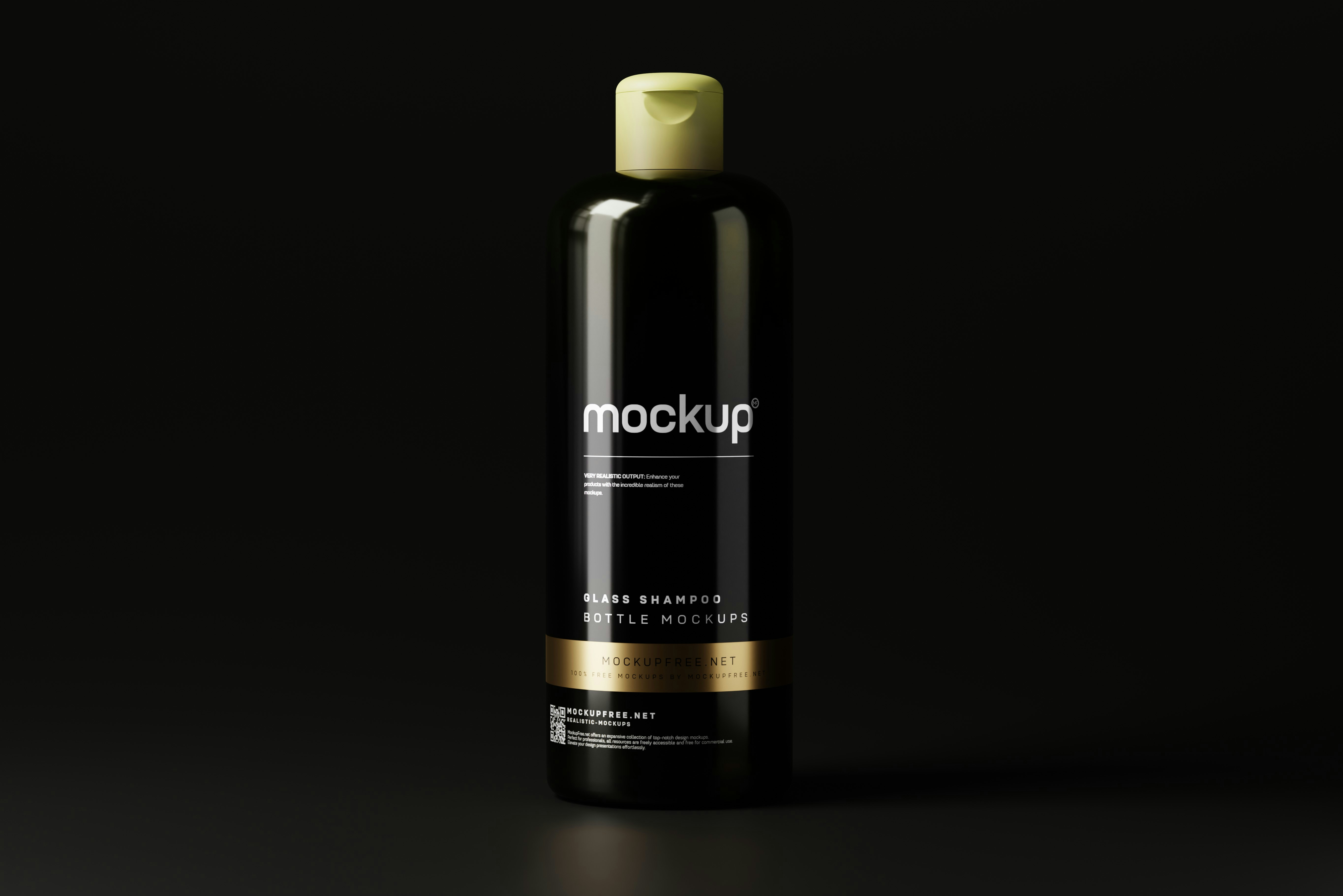 スマホ画面にAIによる自動生成の商品説明が表示され、出品者が指で操作している様子