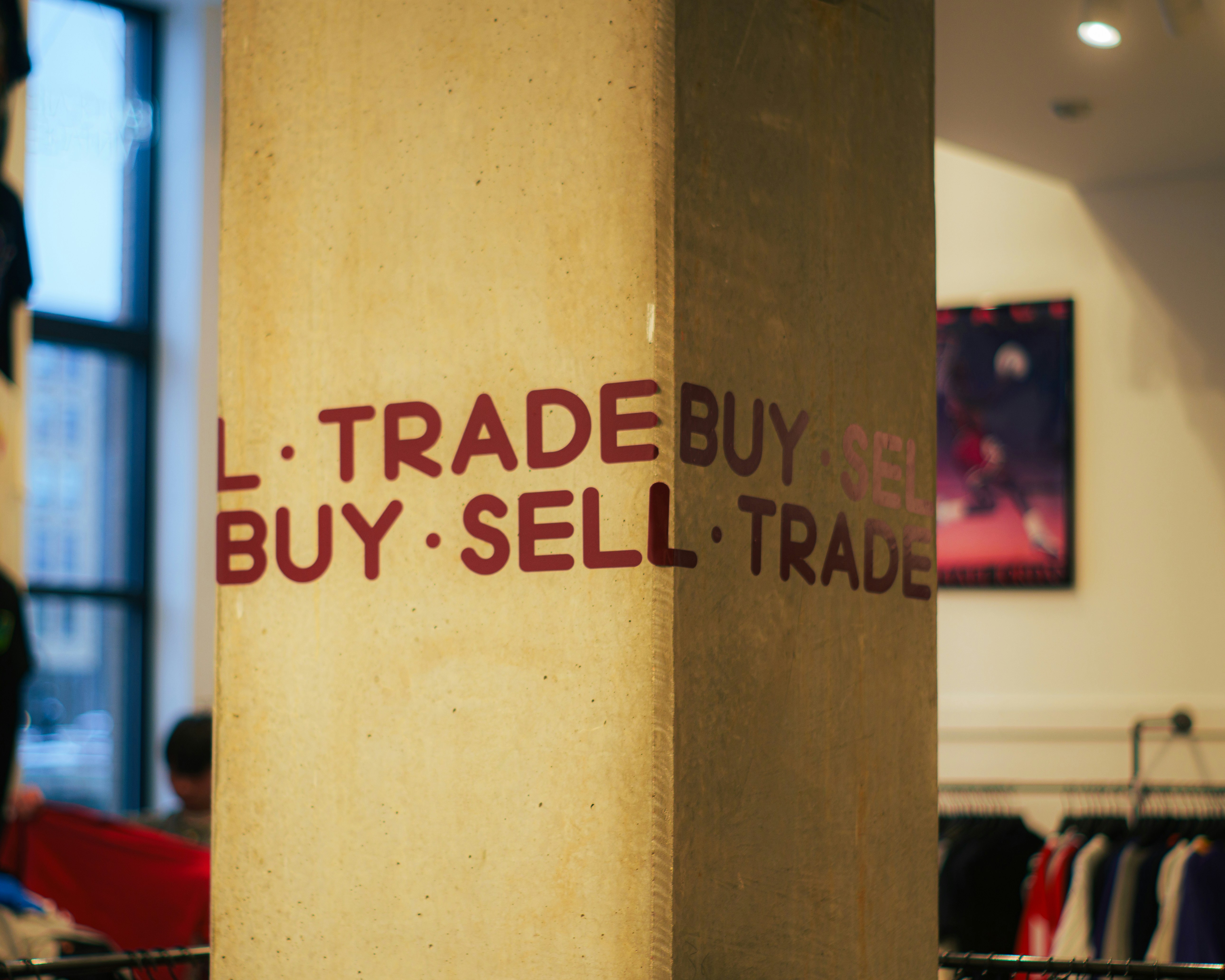 ３種類の購入者タイプ（衝動型・比較型・共感型）を示す図表